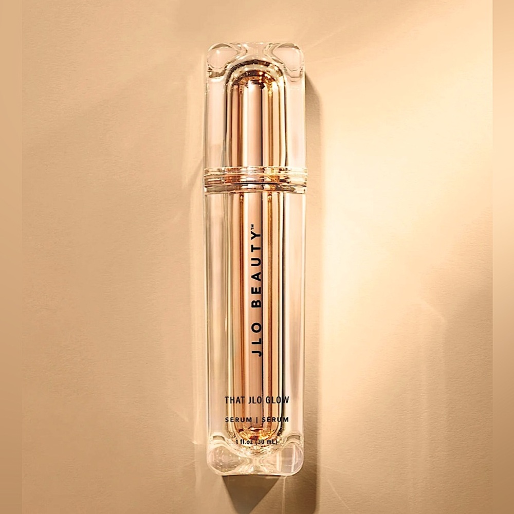 That JLo Glow Serum
Visibly brightens + firms
NEW, 1 oz.